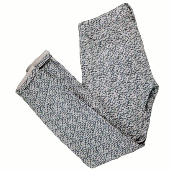 Cabi Ditzy Floral‎ High Waist Stretch Skinny Jeans - Picture 9 of 13